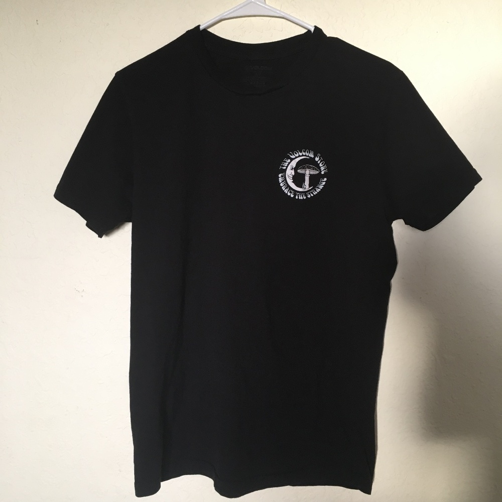 Volcom men's black T-shirt. "The Volcom stone, Embrace the Strange". Size S.